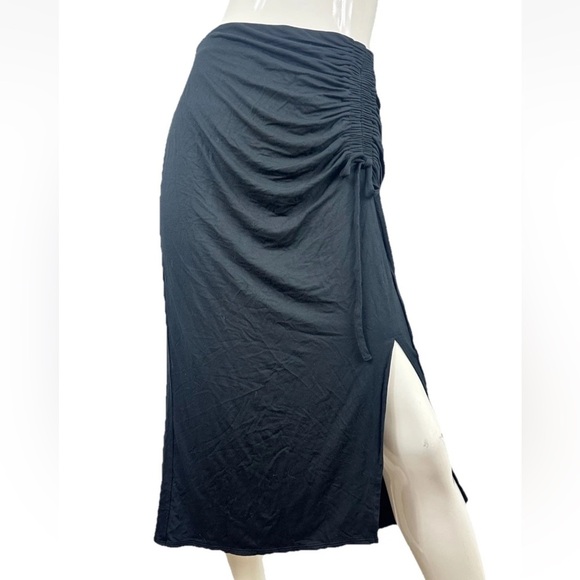 NWT A New Day Women's Sz M Midi Ruched Knit Asymmetrical Black Skirt - Picture 3 of 9